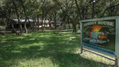 cowboy_house_6480